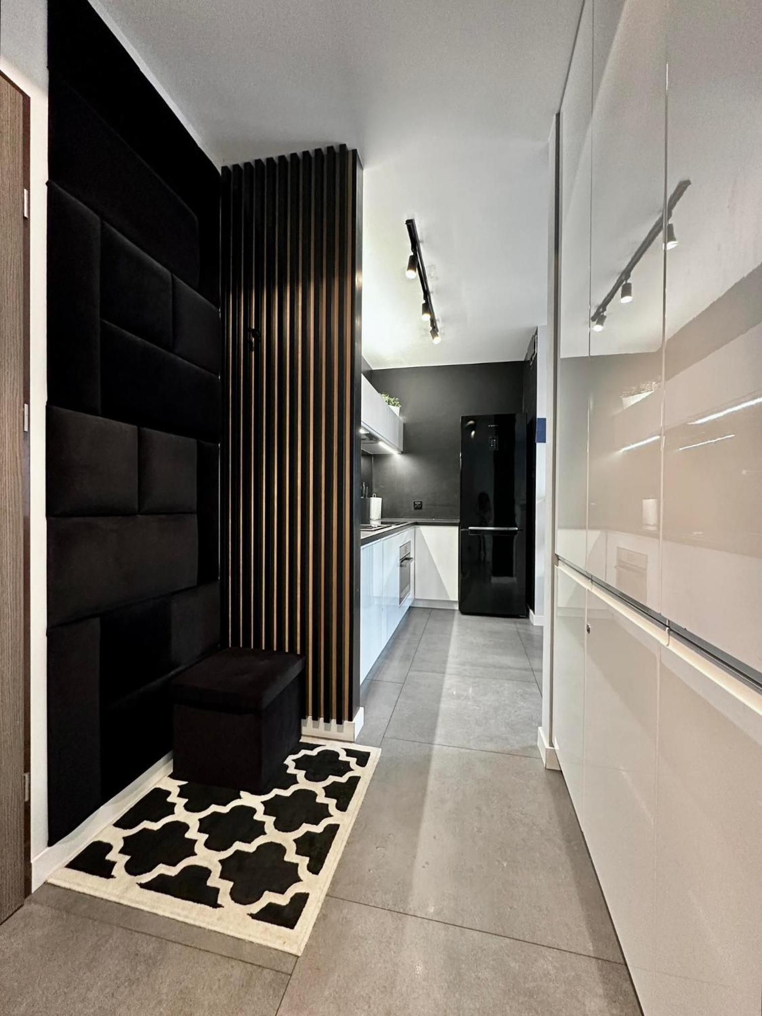 Luxapart Kalisz Exteriör bild